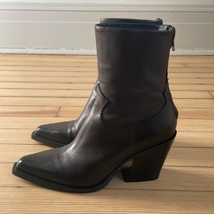 No 6 heeled boots, dark brown, zippers on back